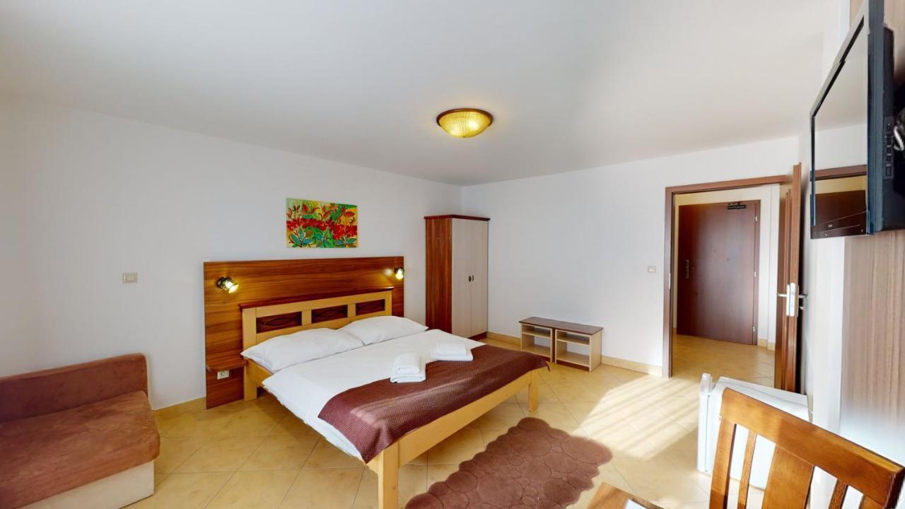 Garni Hotel Fatra Terchova Exterior photo