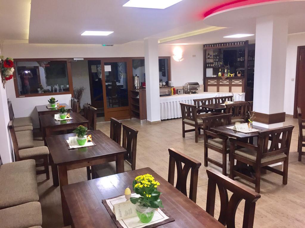 Garni Hotel Fatra Terchova Exterior photo
